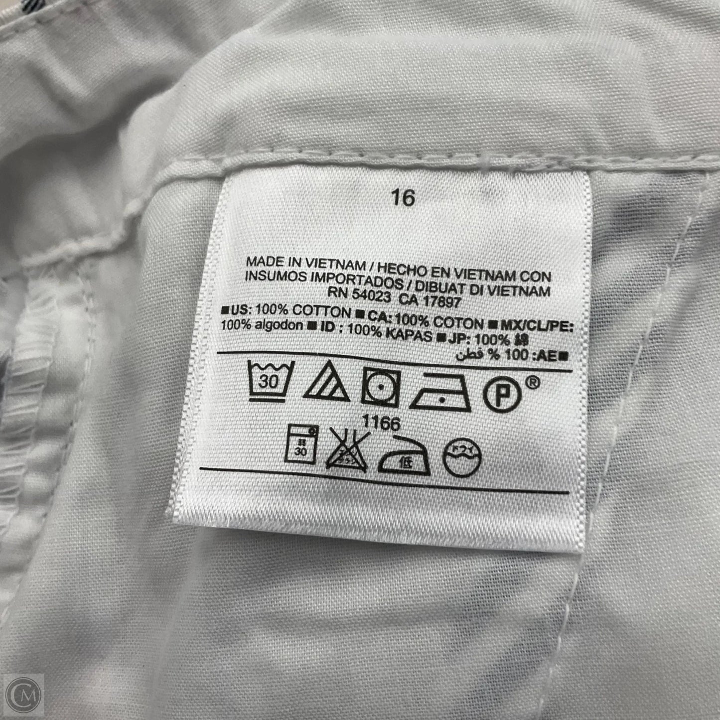 Shorts By Old Navy In Striped Pattern, Size: 16