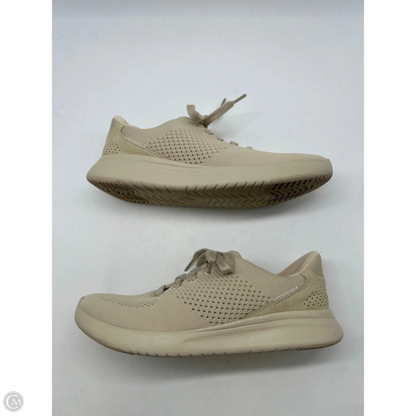 Shoes Athletic By Clothes Mentor In Tan, Size: 8