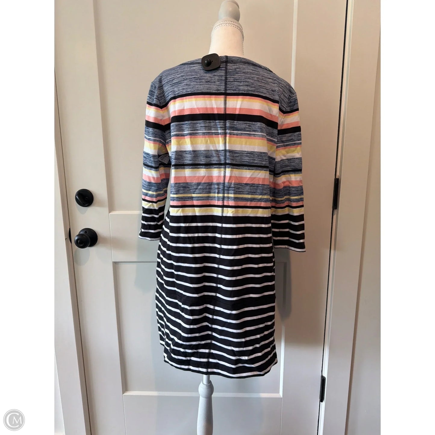 Dress Casual Short By Talbots In Striped Pattern, Size: L
