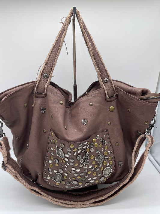 Handbag Designer Clothes Mentor, Size Medium