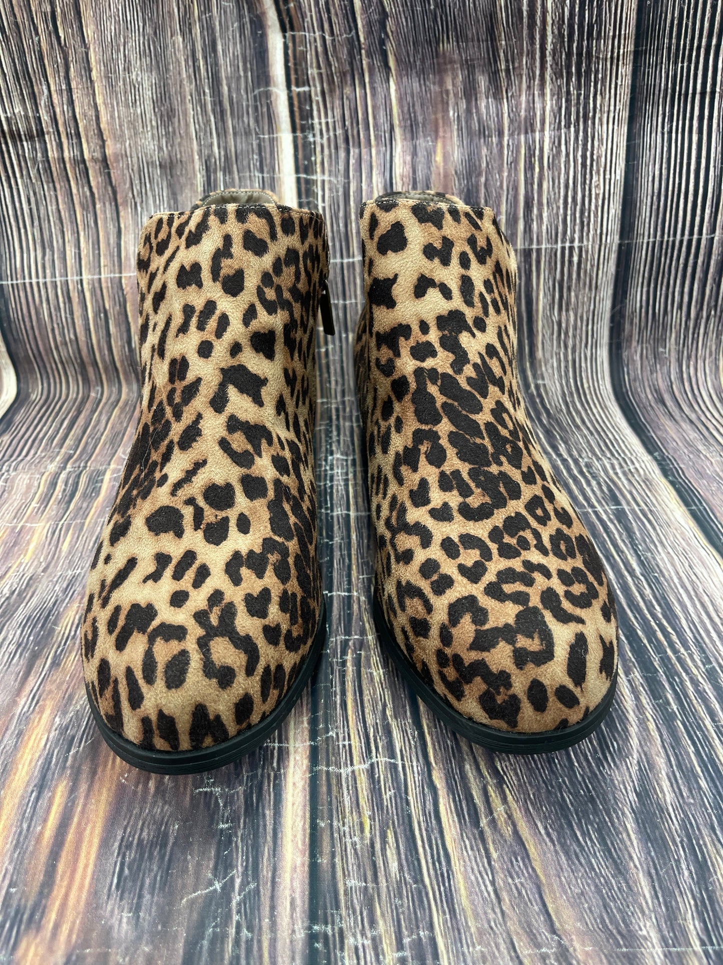 Boots Ankle Heels By Cloudwalkers In Animal Print, Size: 12