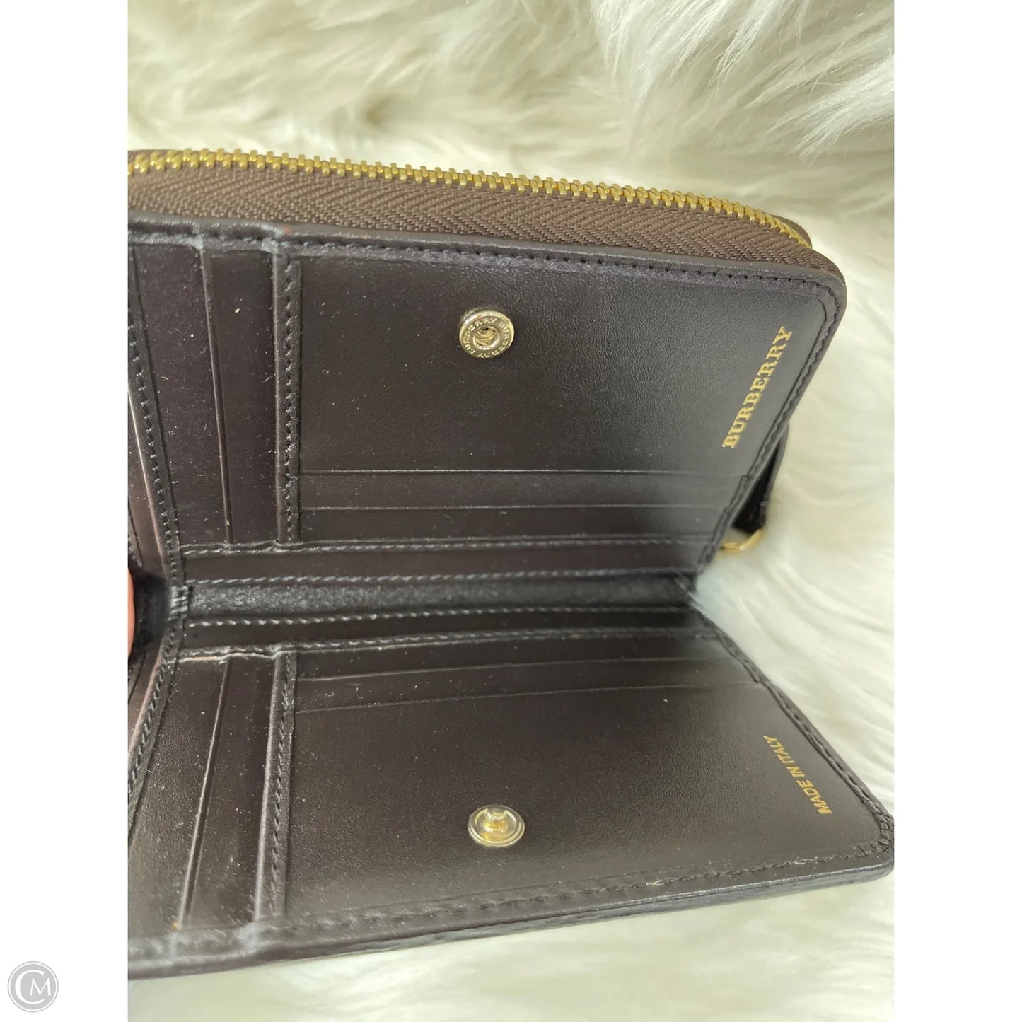 Wallet Luxury Designer By Burberry, Size: Medium
