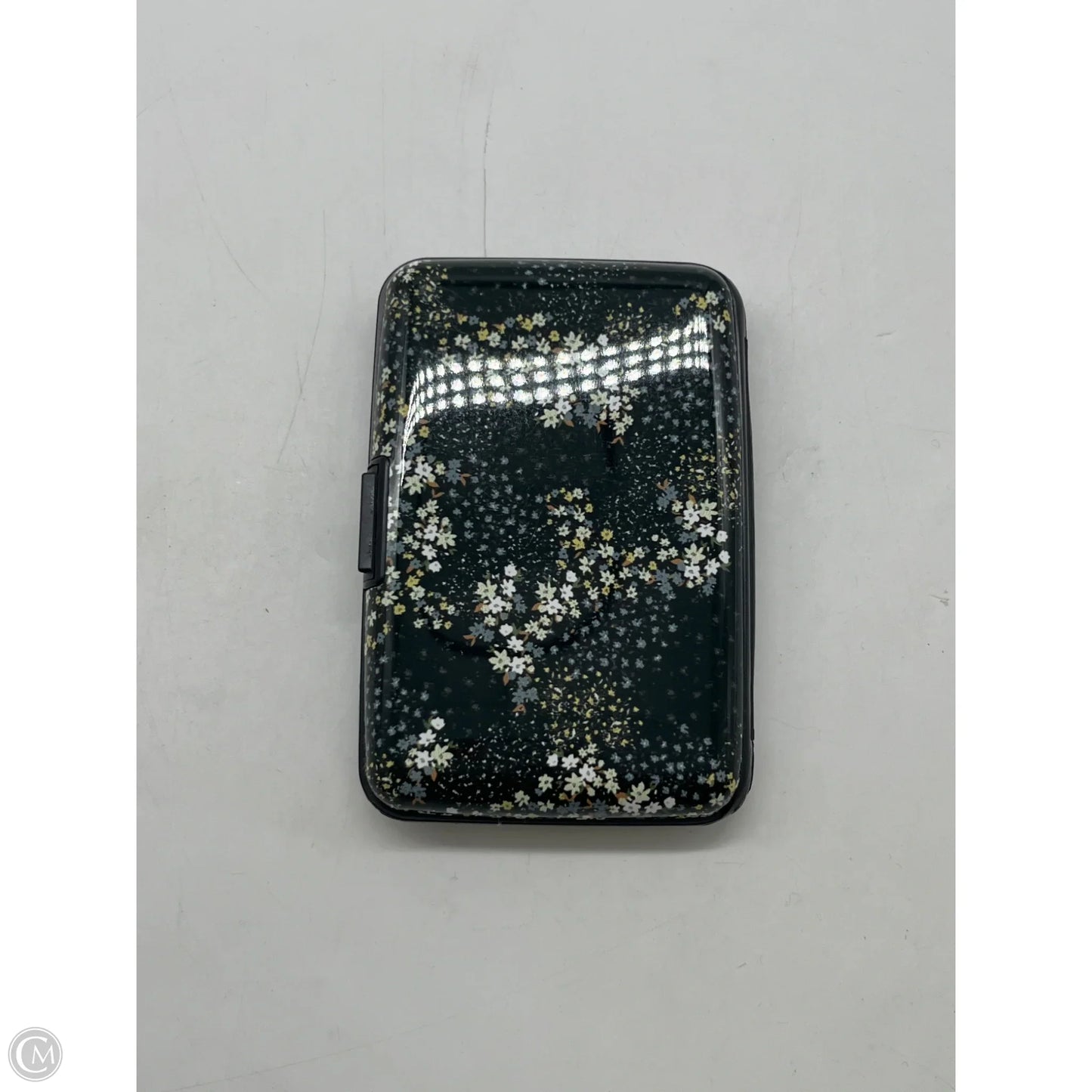 Wallet By Isaac Mizrahi, Size: Small