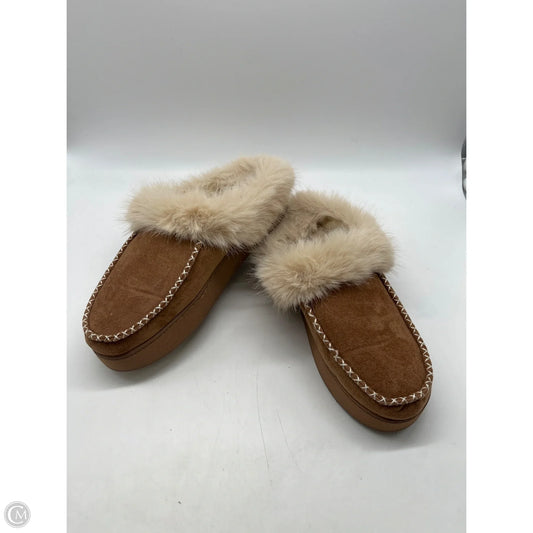 Shoes Flats By Clothes Mentor In Brown, Size: 9