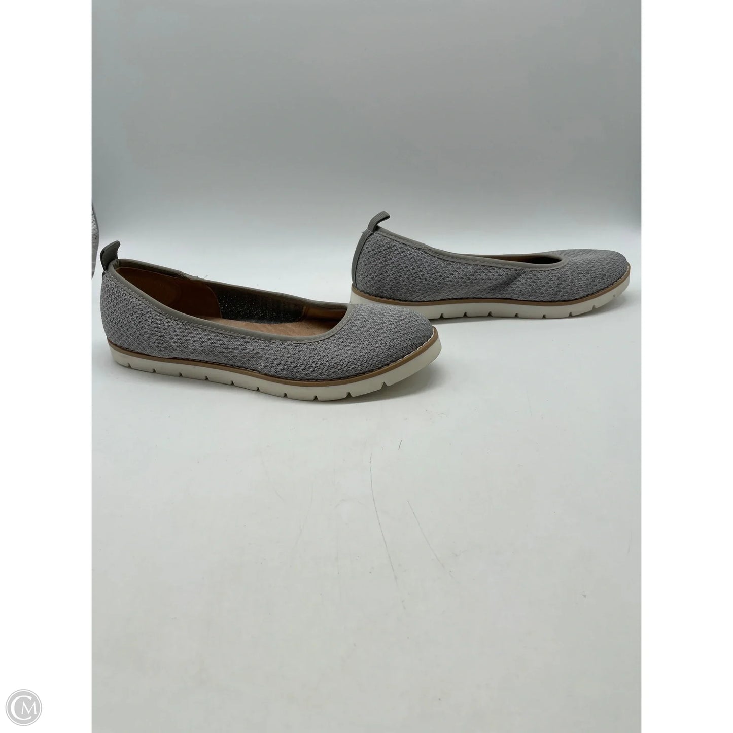 Shoes Flats By Life Stride In Grey, Size: 7.5