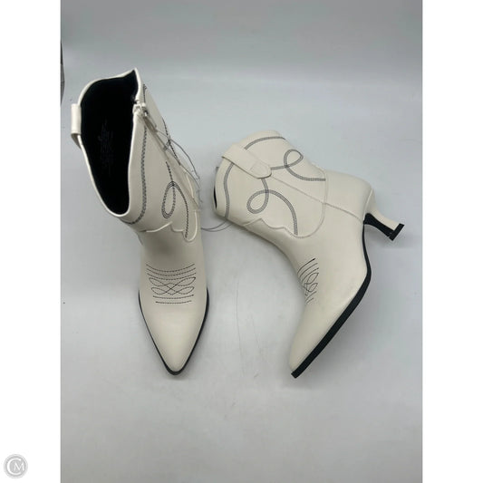 Boots Western By Universal Thread In White, Size: 6