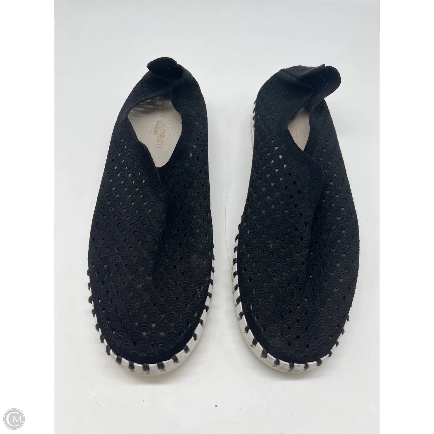 Shoes Flats By Cmc In Black, Size: 9