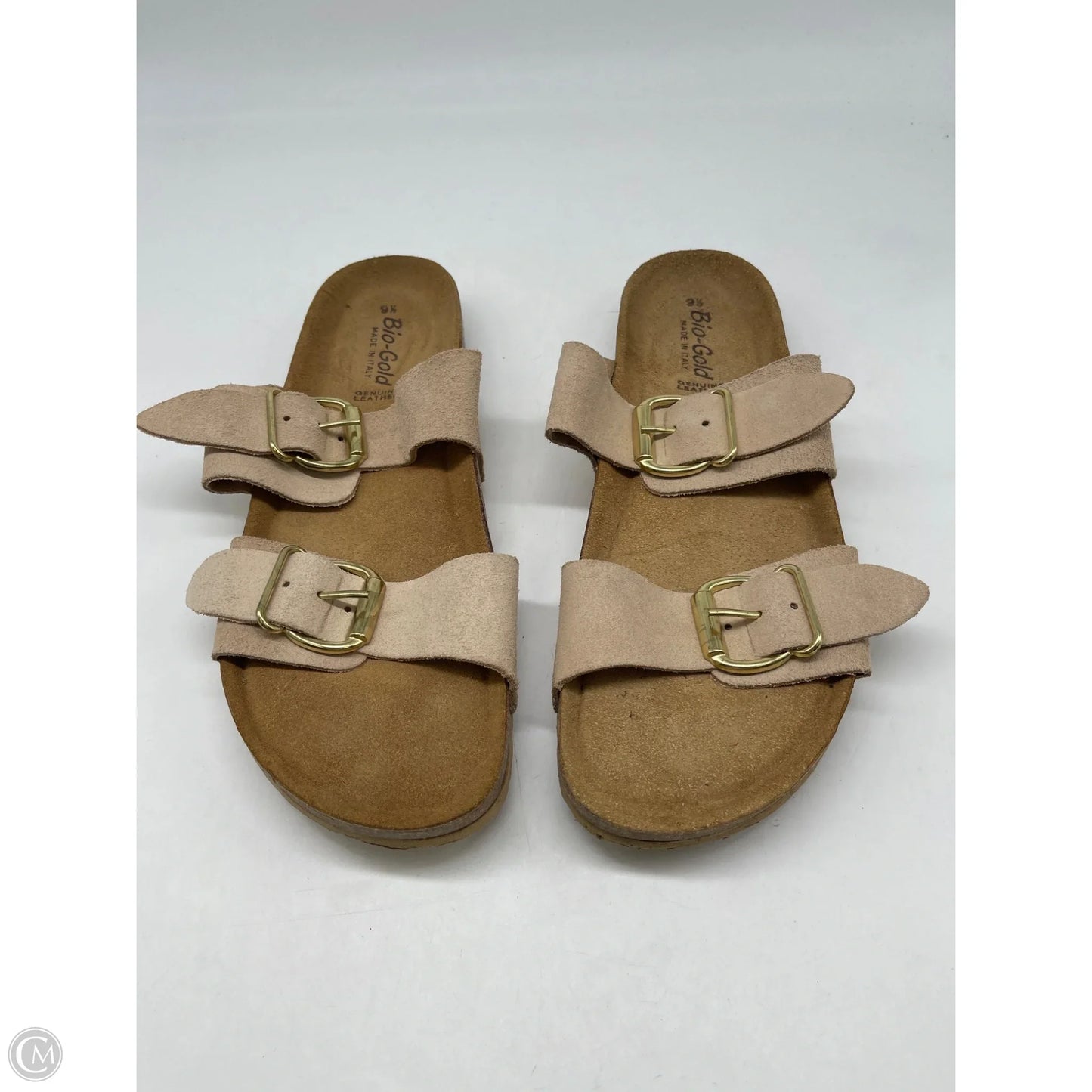 Sandals Flats By Clothes Mentor In Cream, Size: 9.5