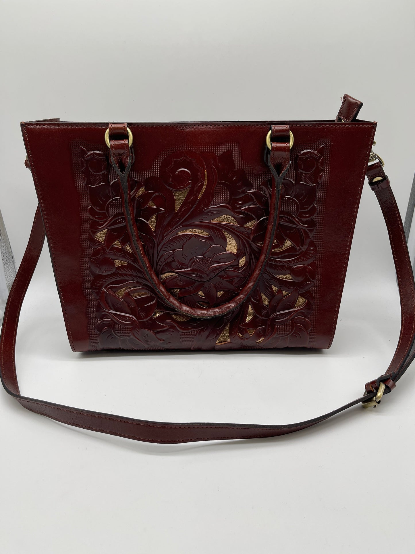 Crossbody Designer By Patricia Nash  Size: Large