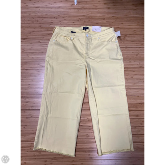 Capris By Not Your Daughters Jeans In Yellow, Size: 14W