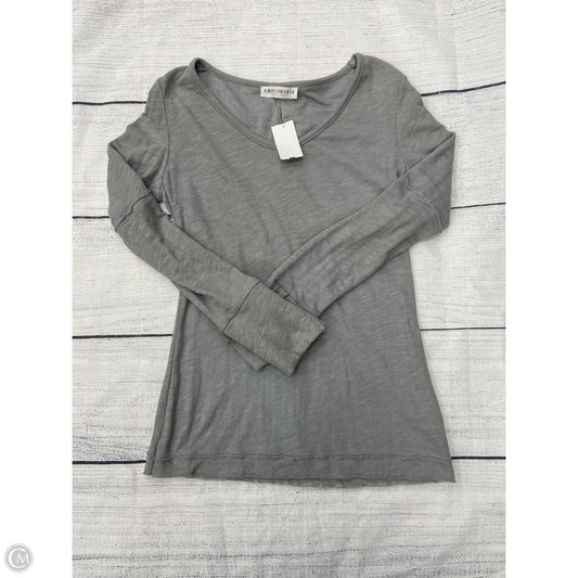 Top Long Sleeve By Clothes Mentor In Green, Size: L
