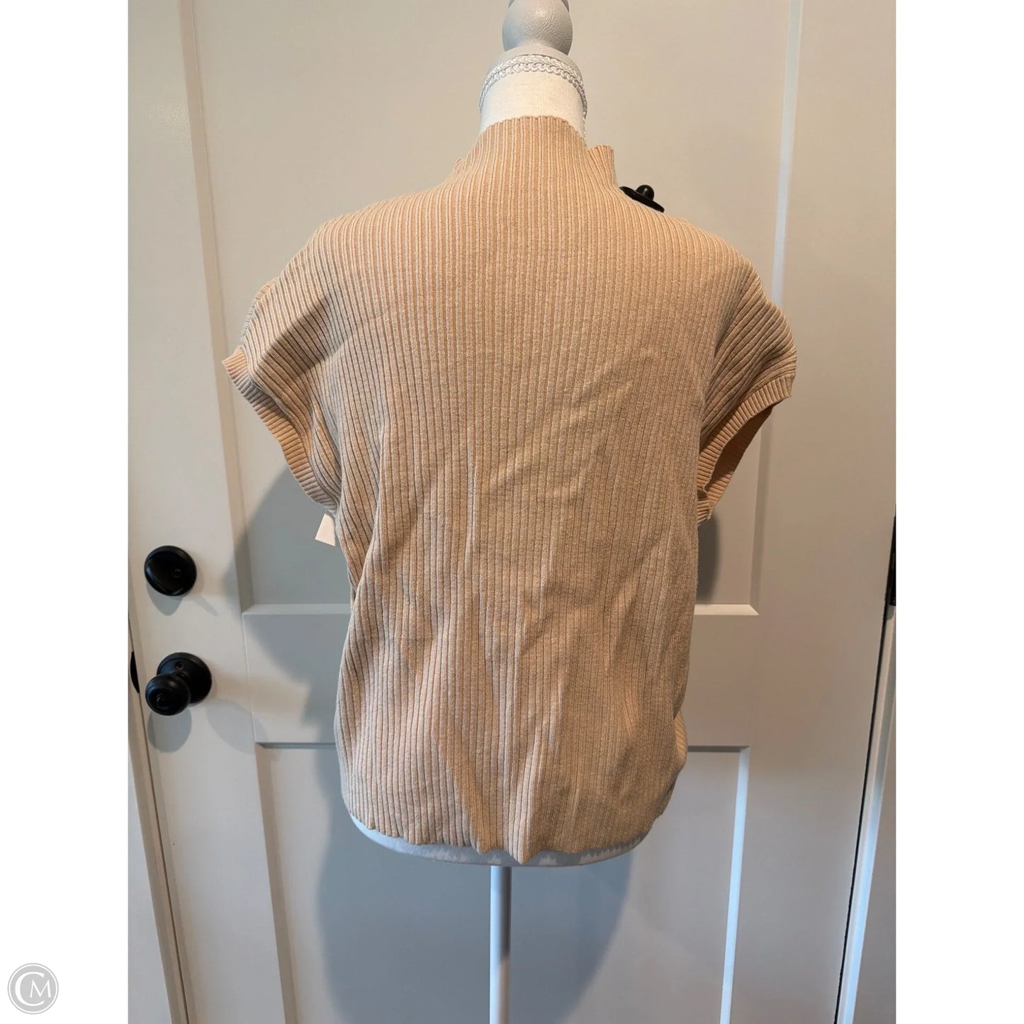 Sweater By Clothes Mentor In Tan, Size: L