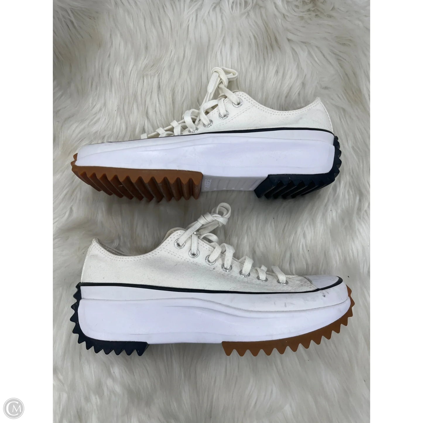 Shoes Sneakers By Converse In White, Size: 10
