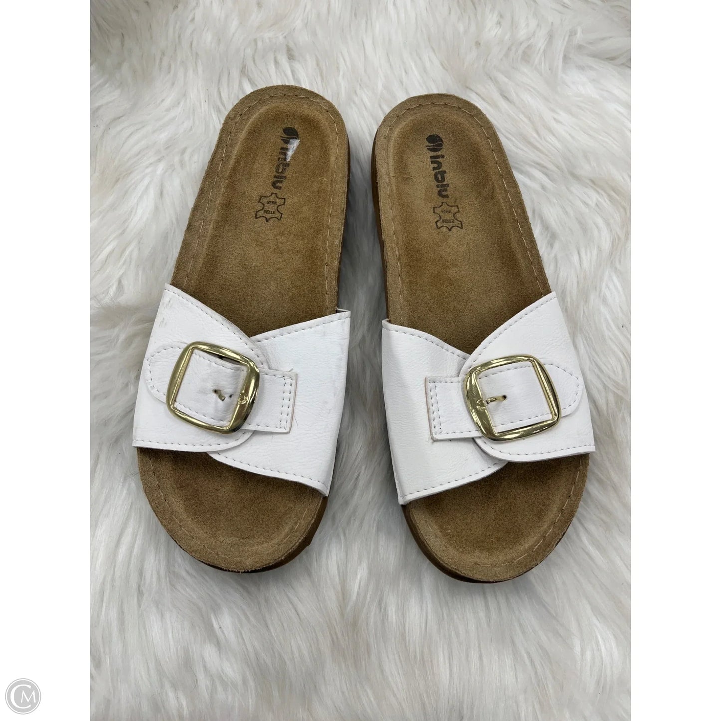 Sandals Flats By Clothes Mentor In White, Size: 10.5