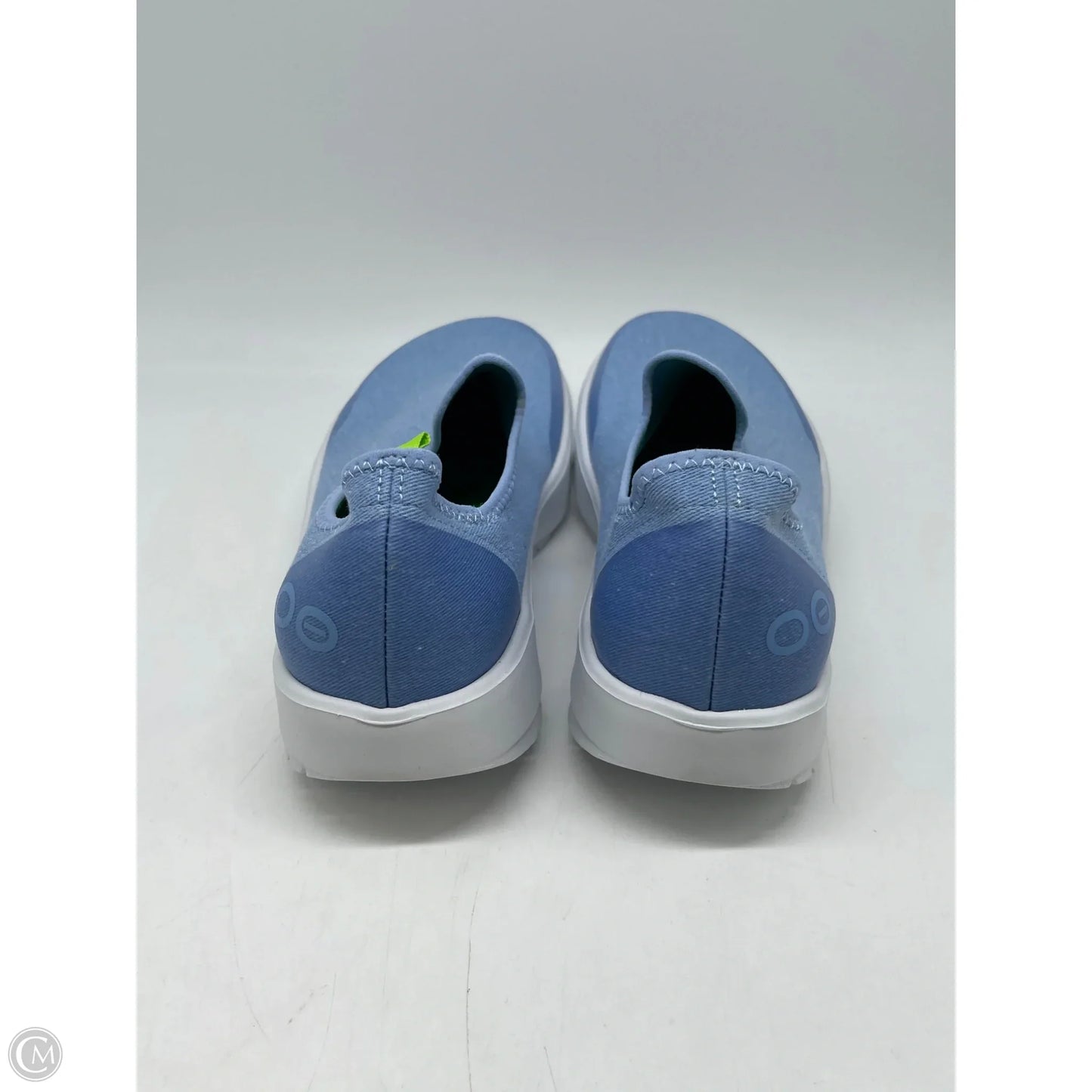 Shoes Flats By Oofos In Blue, Size: 9