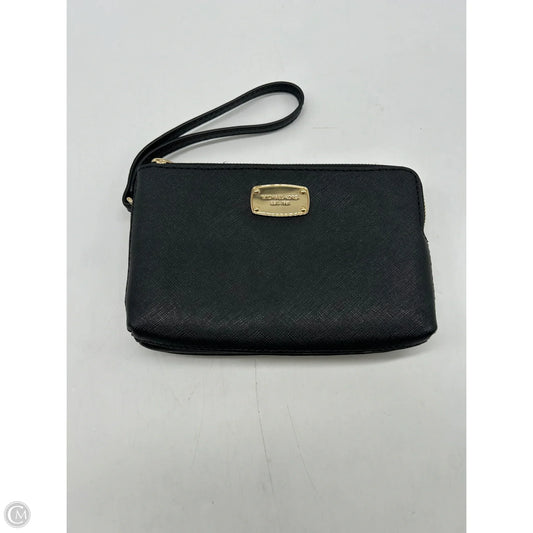 Wristlet Designer By Michael Kors, Size: Medium