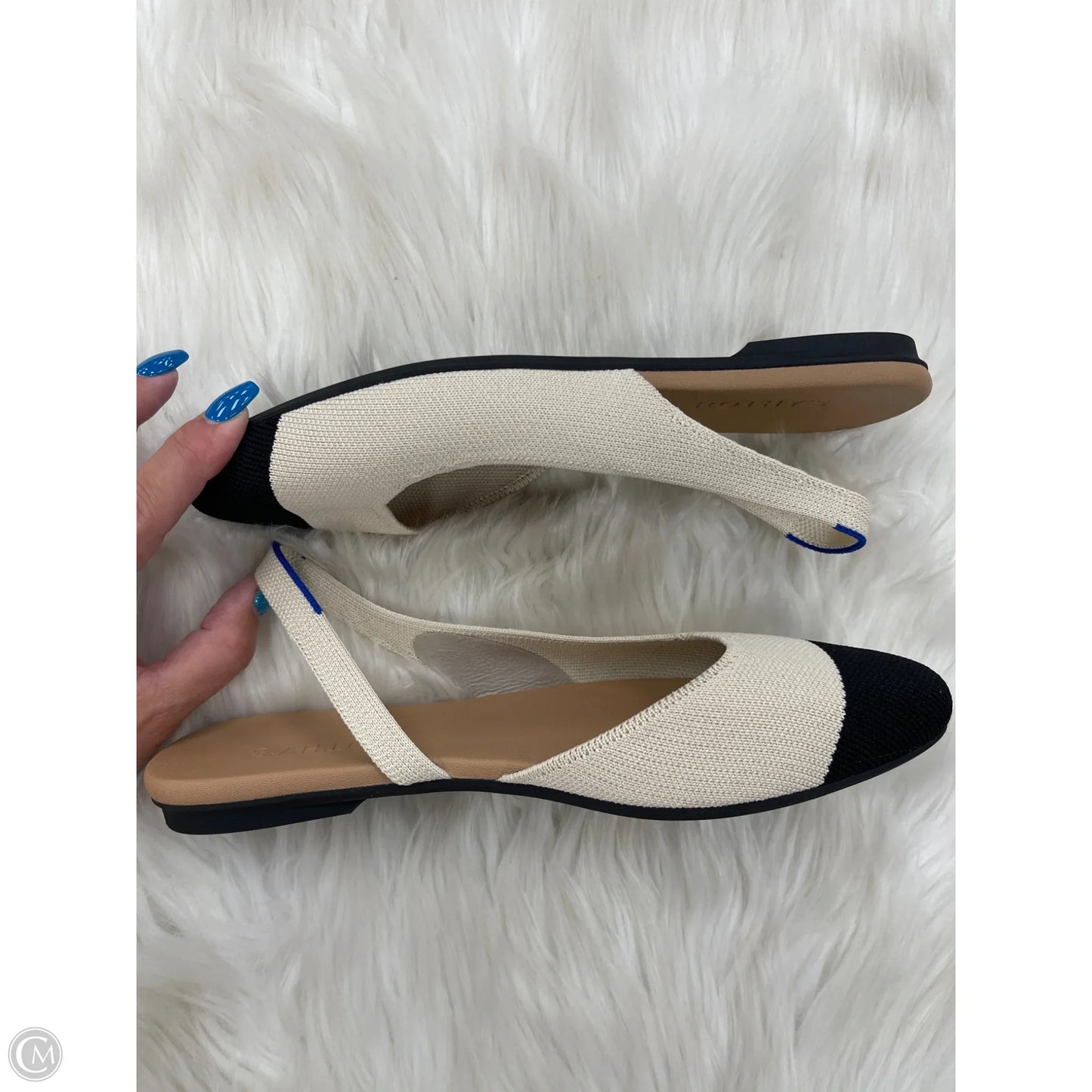 Shoes Flats By Rothys In Cream, Size: 8