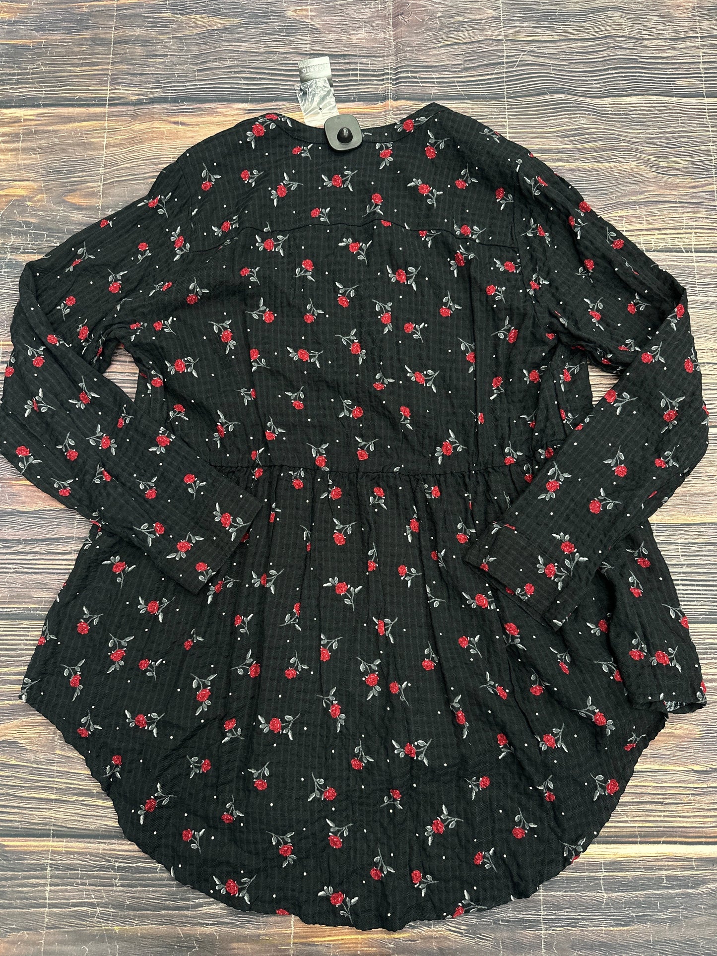 Top Long Sleeve By Torrid In Black, Size: 1x