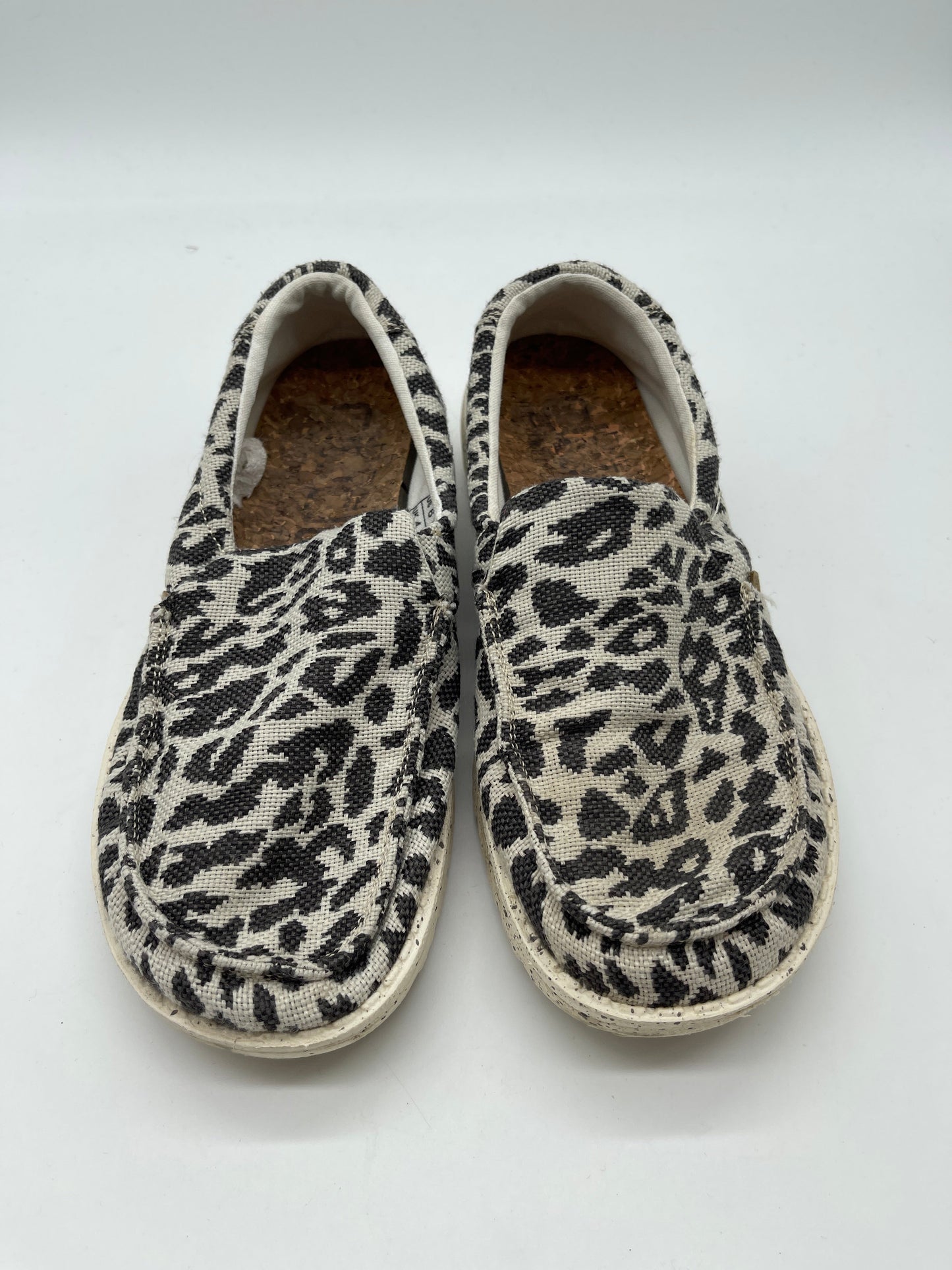 Animal Print Shoes Flats Hey Dude, Size 6