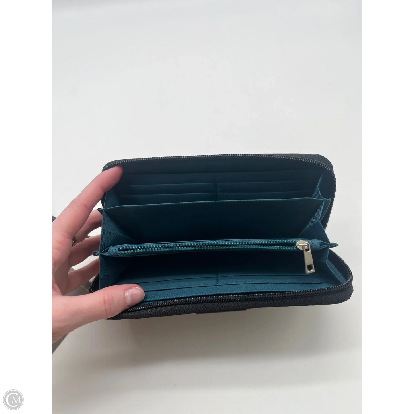 Wristlet By Travelon, Size: Large