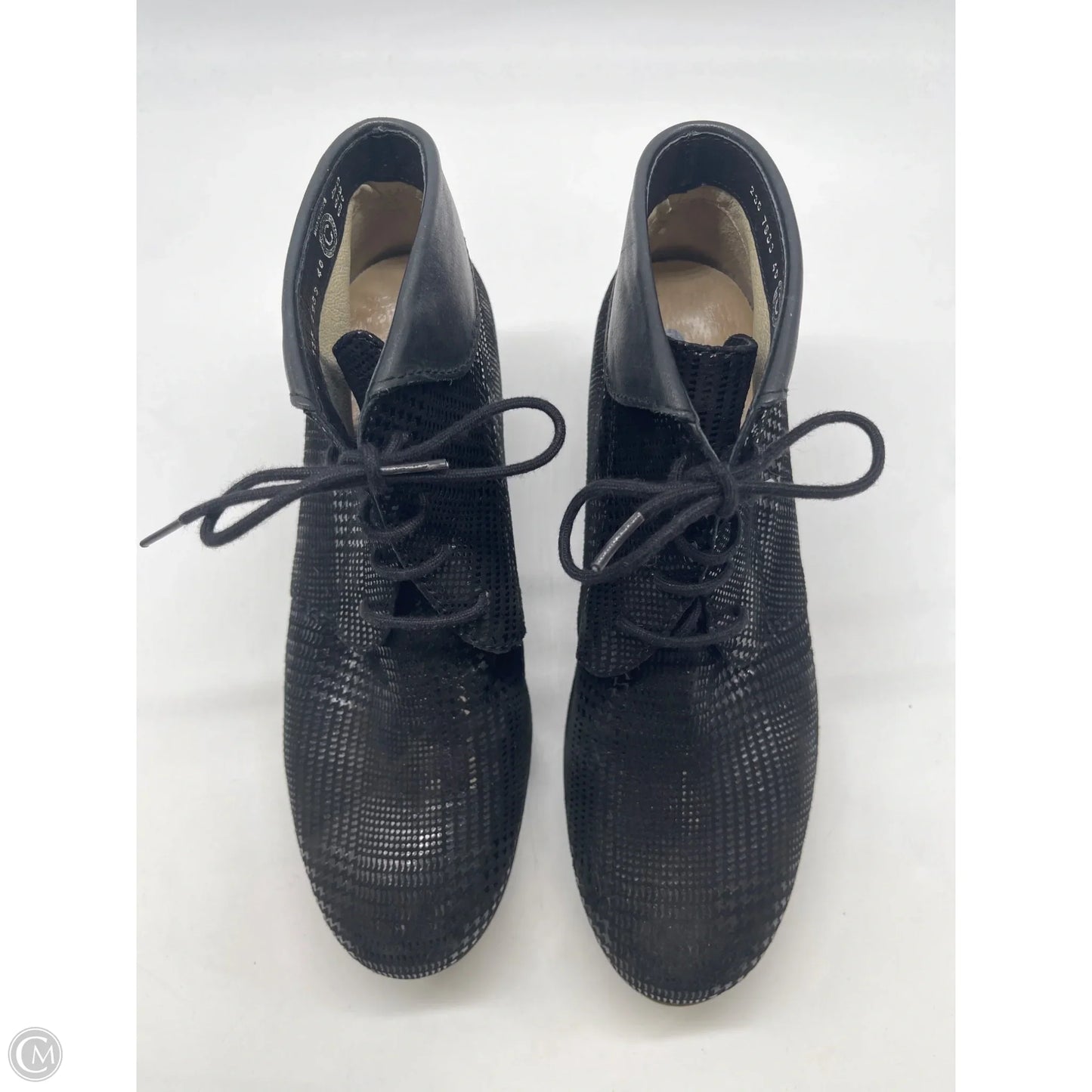 Boots Ankle Heels By Clothes Mentor In Black, Size: 9.5