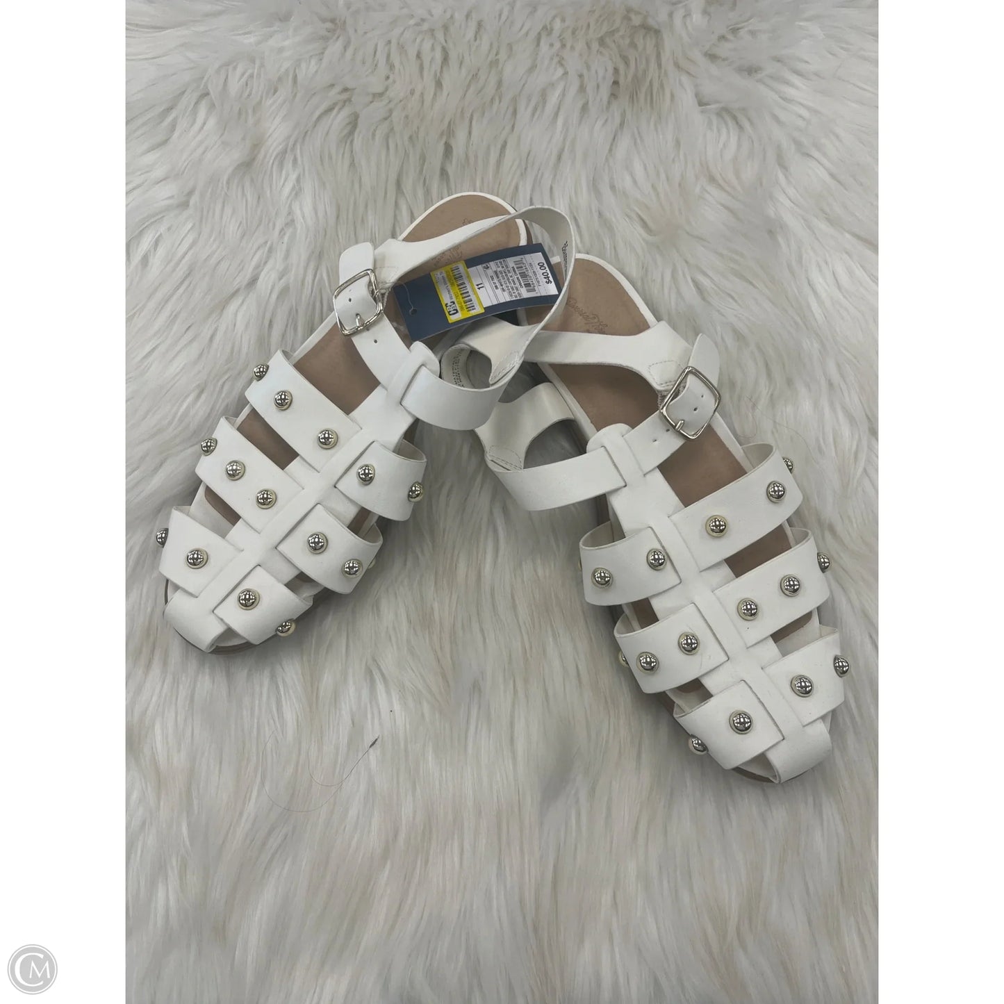 Sandals Flats By Universal Thread In White, Size: 11
