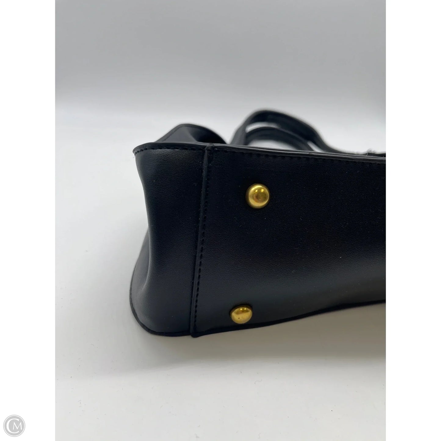 Handbag By Clothes Mentor, Size: Medium