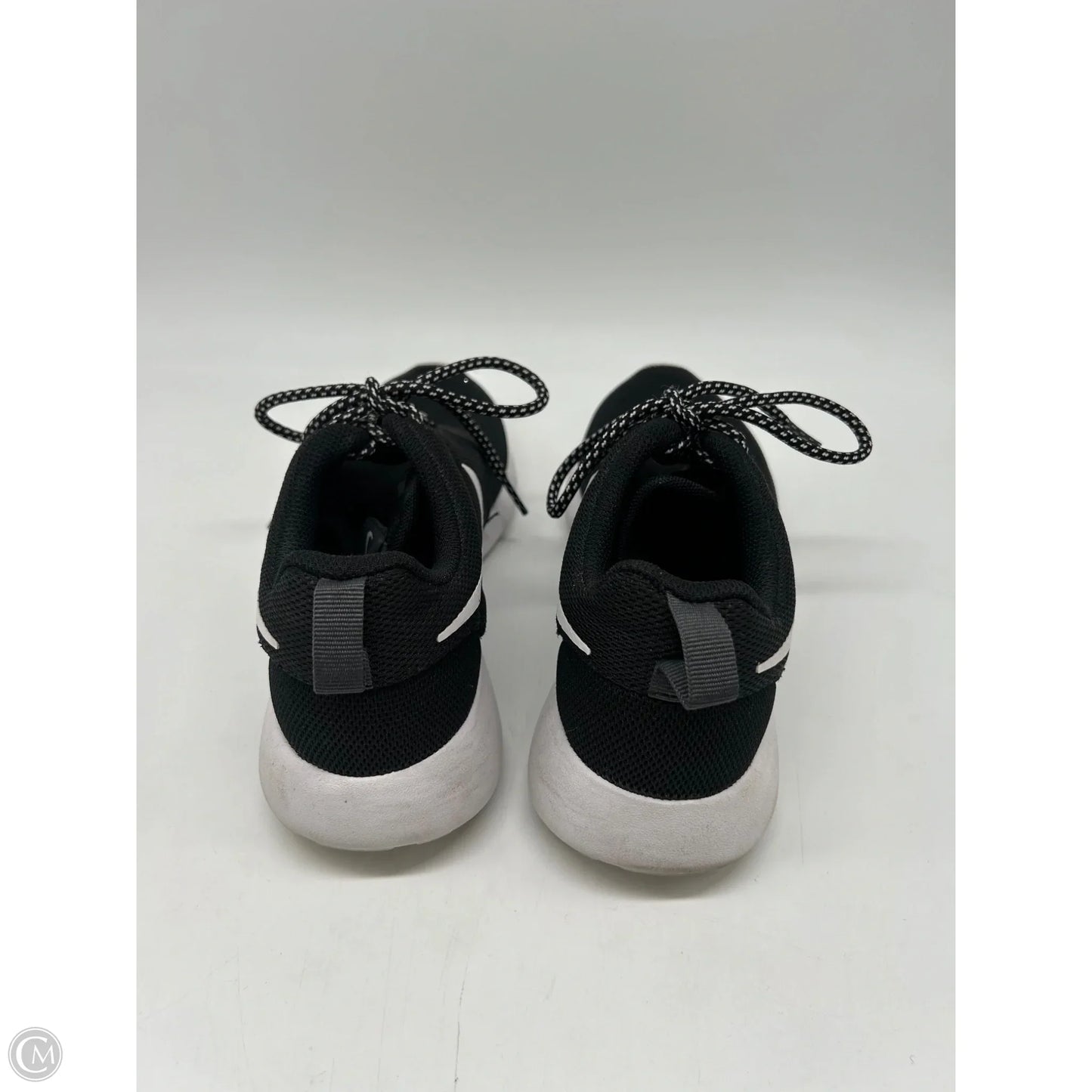 Shoes Athletic By Nike In Black, Size: 6
