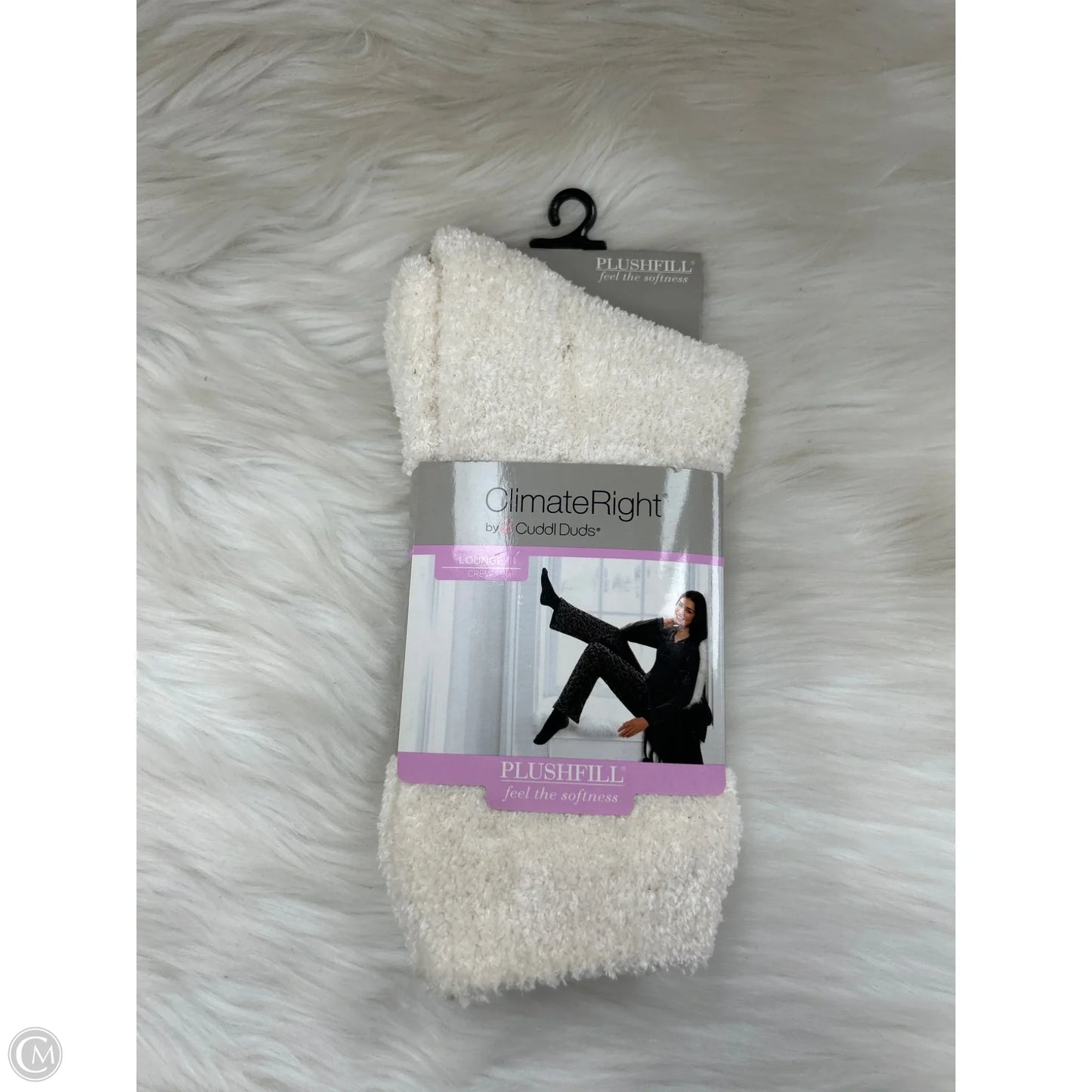 Socks By Cuddl Duds In White, Size: Osfm