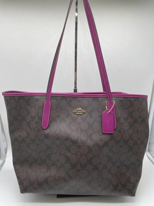 Handbag Designer By Coach  Size: Large