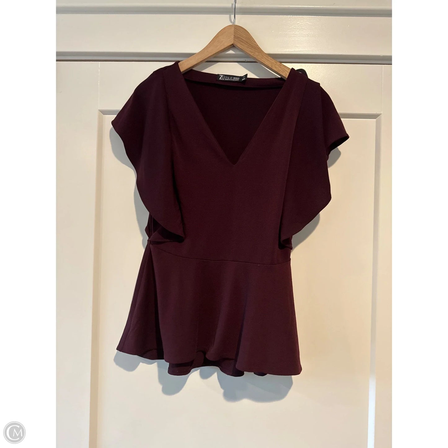 Top Short Sleeve By New York And Co In Red, Size: Xs