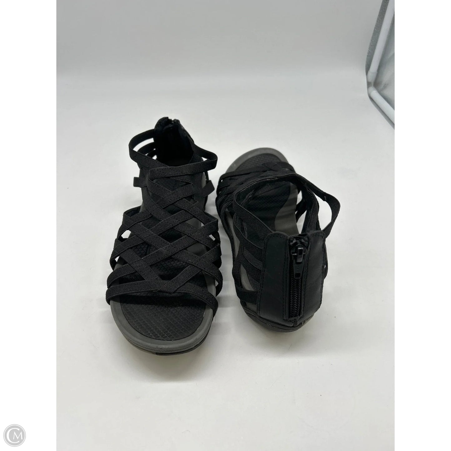 Sandals Flats By Bare Traps In Black, Size: 7