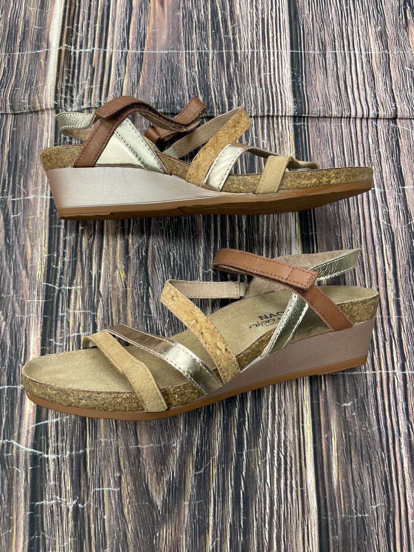 Brown Sandals Heels Wedge Naot, Size 6