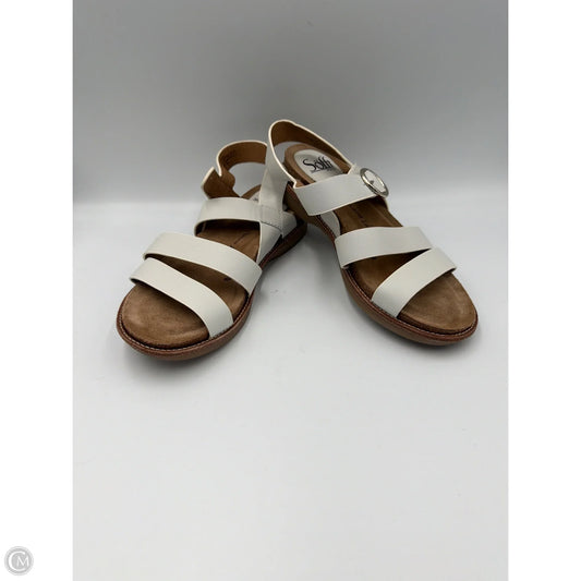 Sandals Flats By Sofft In White, Size: 6.5