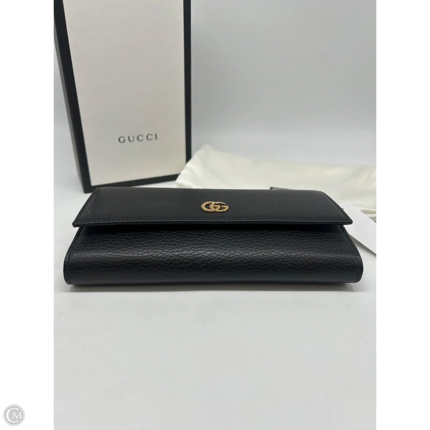 Wallet Luxury Designer By Gucci, Size: Medium