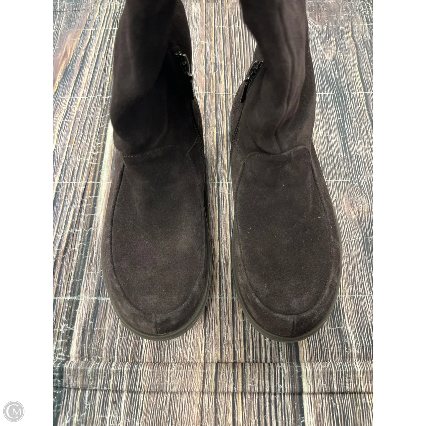 Boots Ankle Flats By Fitflop In Brown, Size: 7