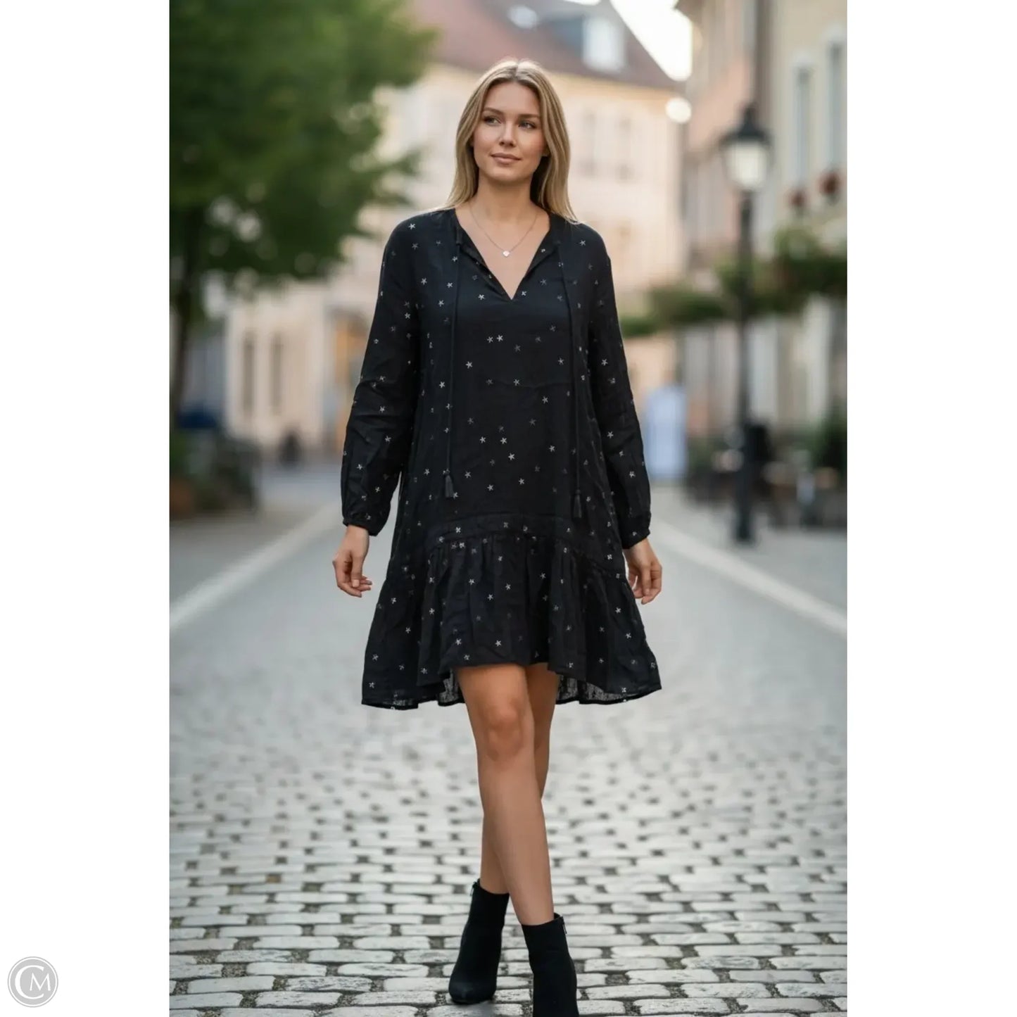 Dress Casual Short By Rails In Black, Size: M