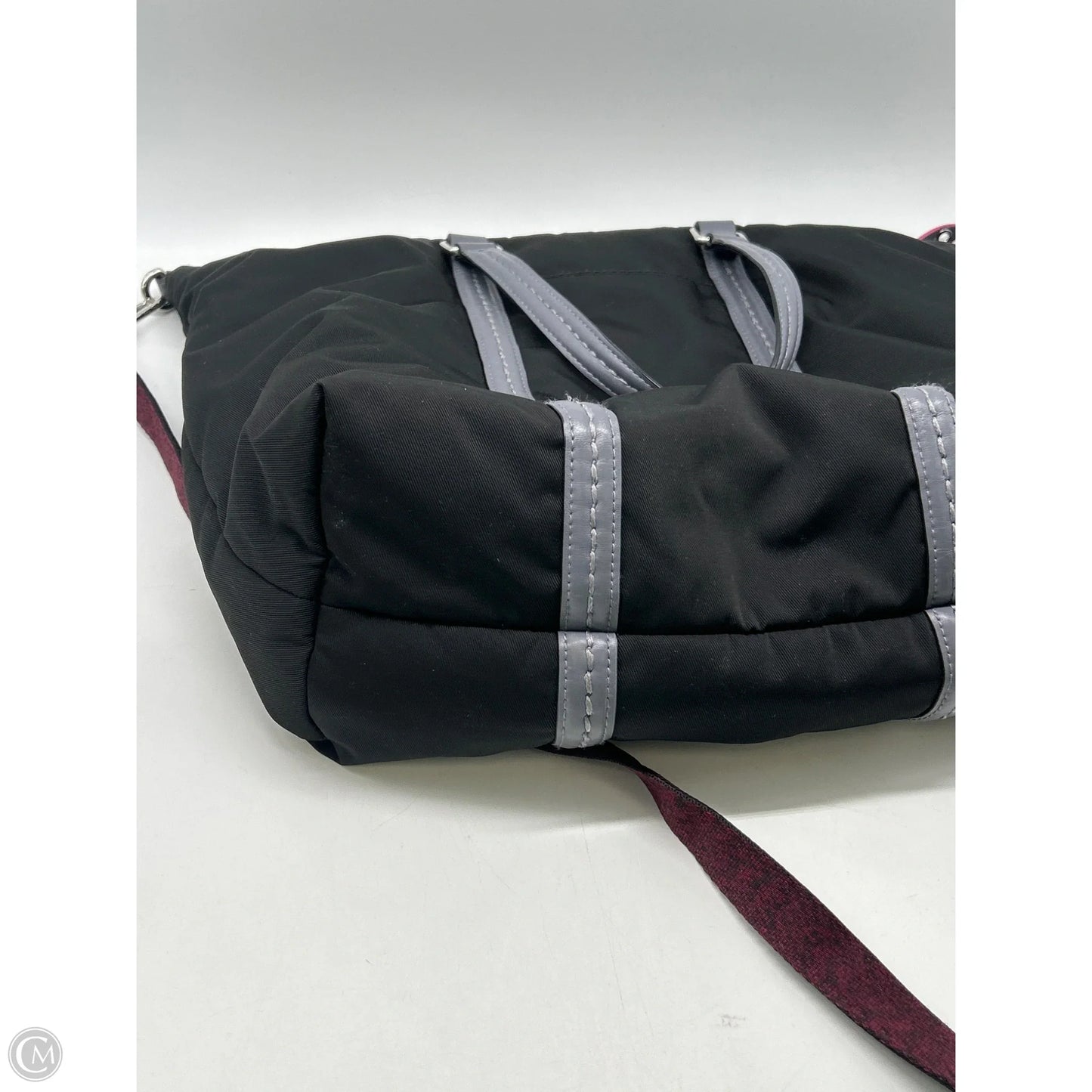 Handbag By Vera Bradley, Size: Large