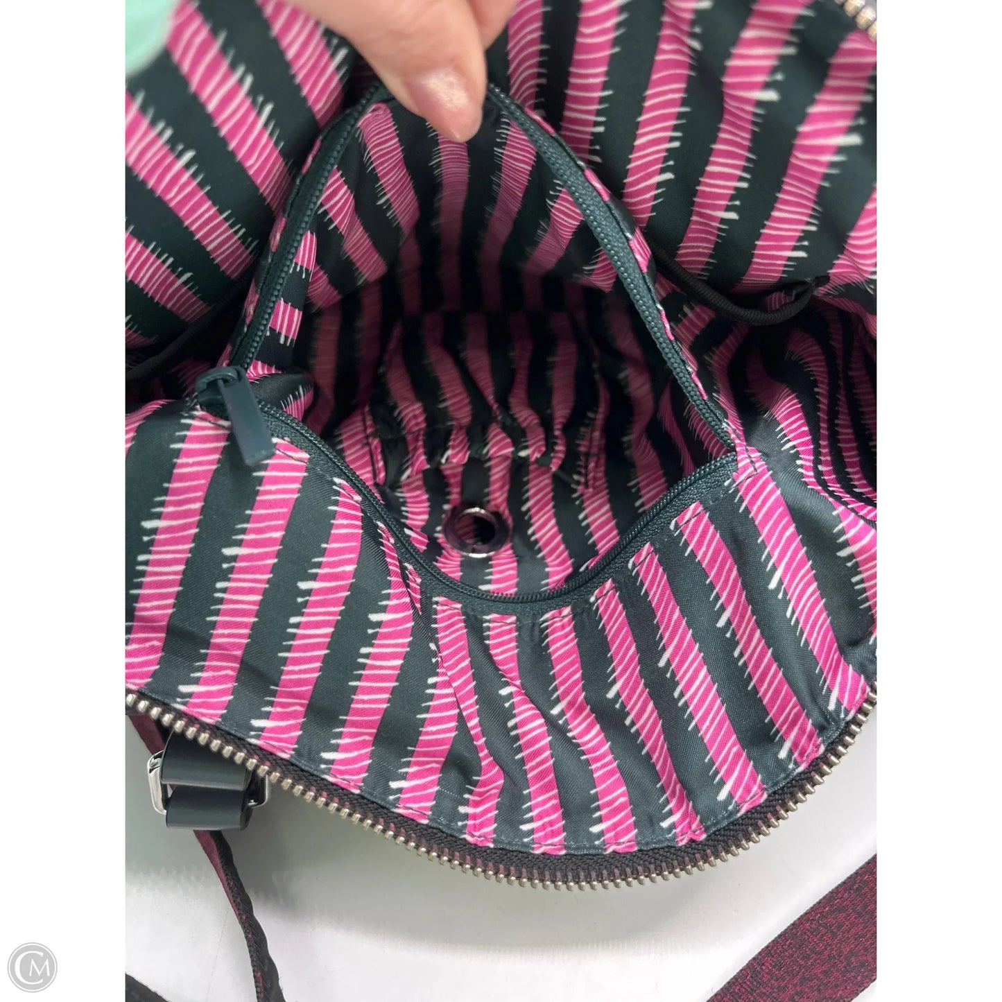 Handbag By Vera Bradley, Size: Large