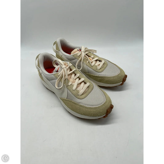 Shoes Sneakers By Nike In Cream, Size: 9.5