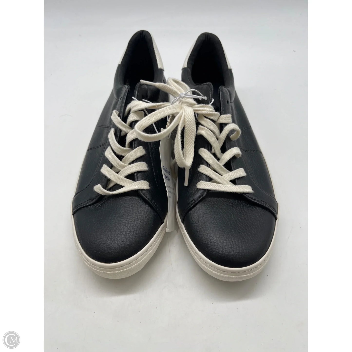 Shoes Sneakers By Old Navy In Black, Size: 9