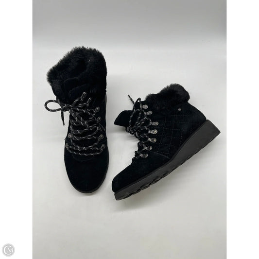 Boots Ankle Flats By Bearpaw In Black, Size: 9
