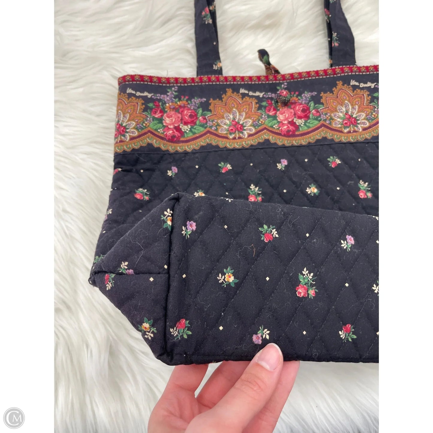 Handbag By Vera Bradley, Size: Large