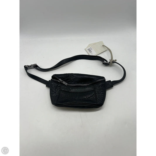 Belt Bag By Clothes Mentor, Size: Small