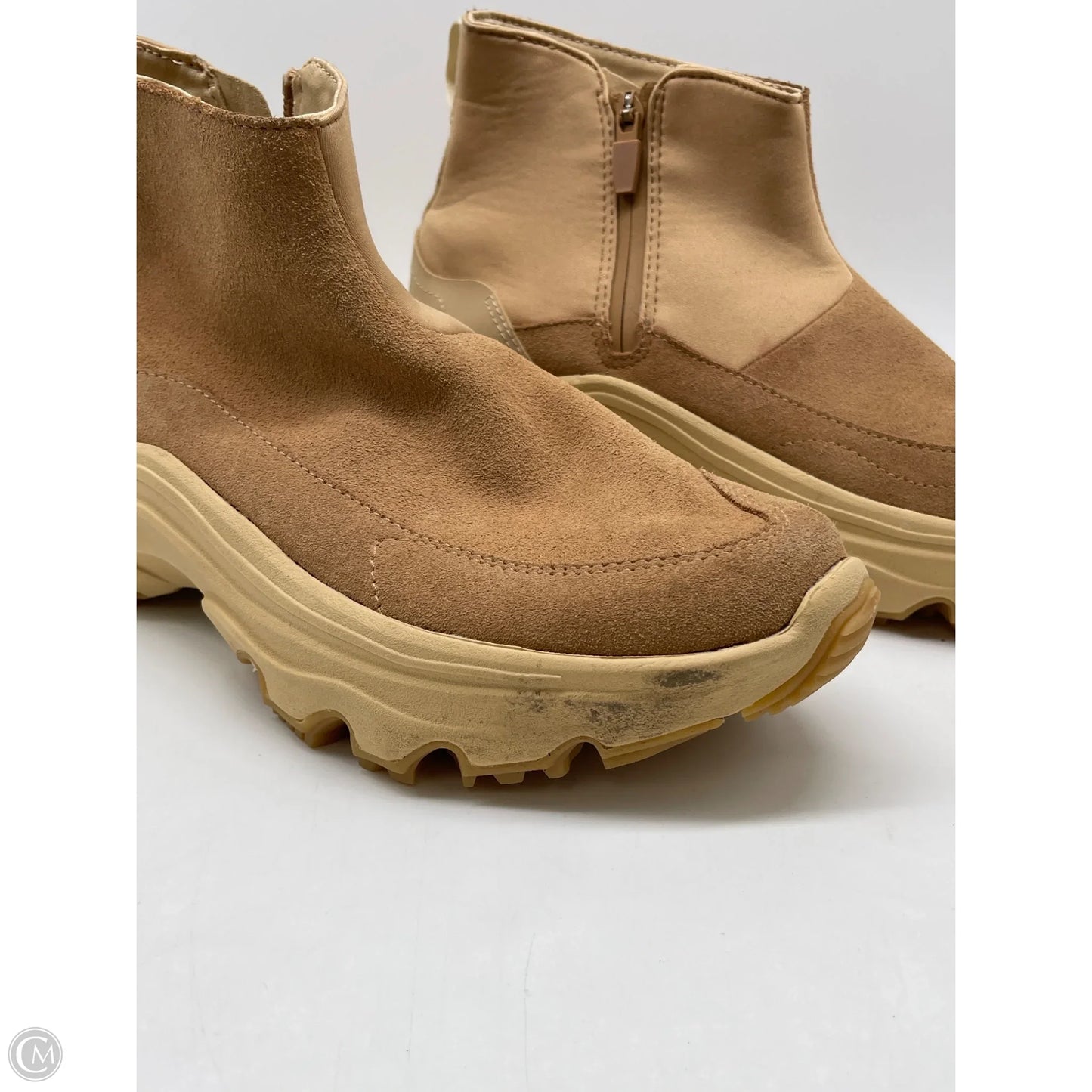 Shoes Flats By Sorel In Tan, Size: 10