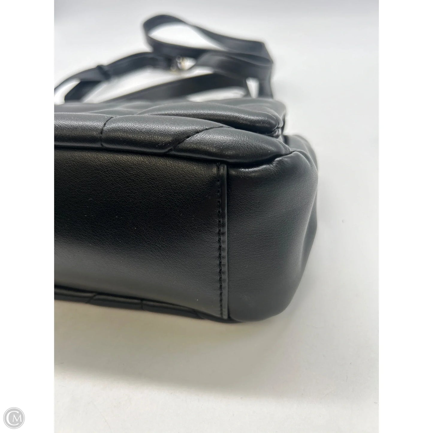 Crossbody By Clothes Mentor, Size: Medium