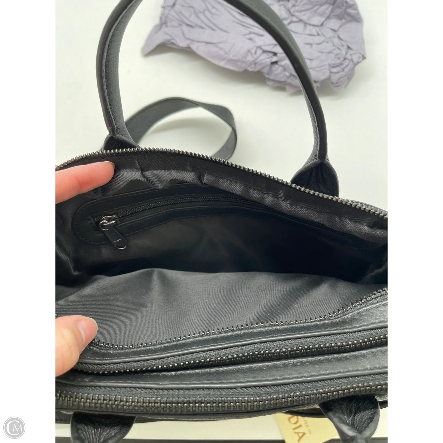 Crossbody Leather By Clothes Mentor, Size: Medium
