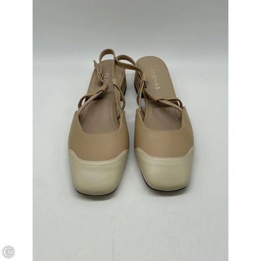 Shoes Flats By Clothes Mentor In Tan, Size: 7.5
