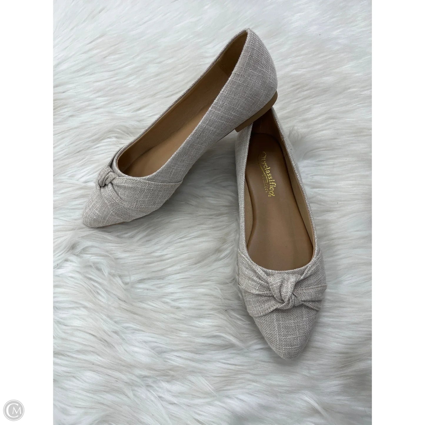 Shoes Flats By City Classified In Tan, Size: 8