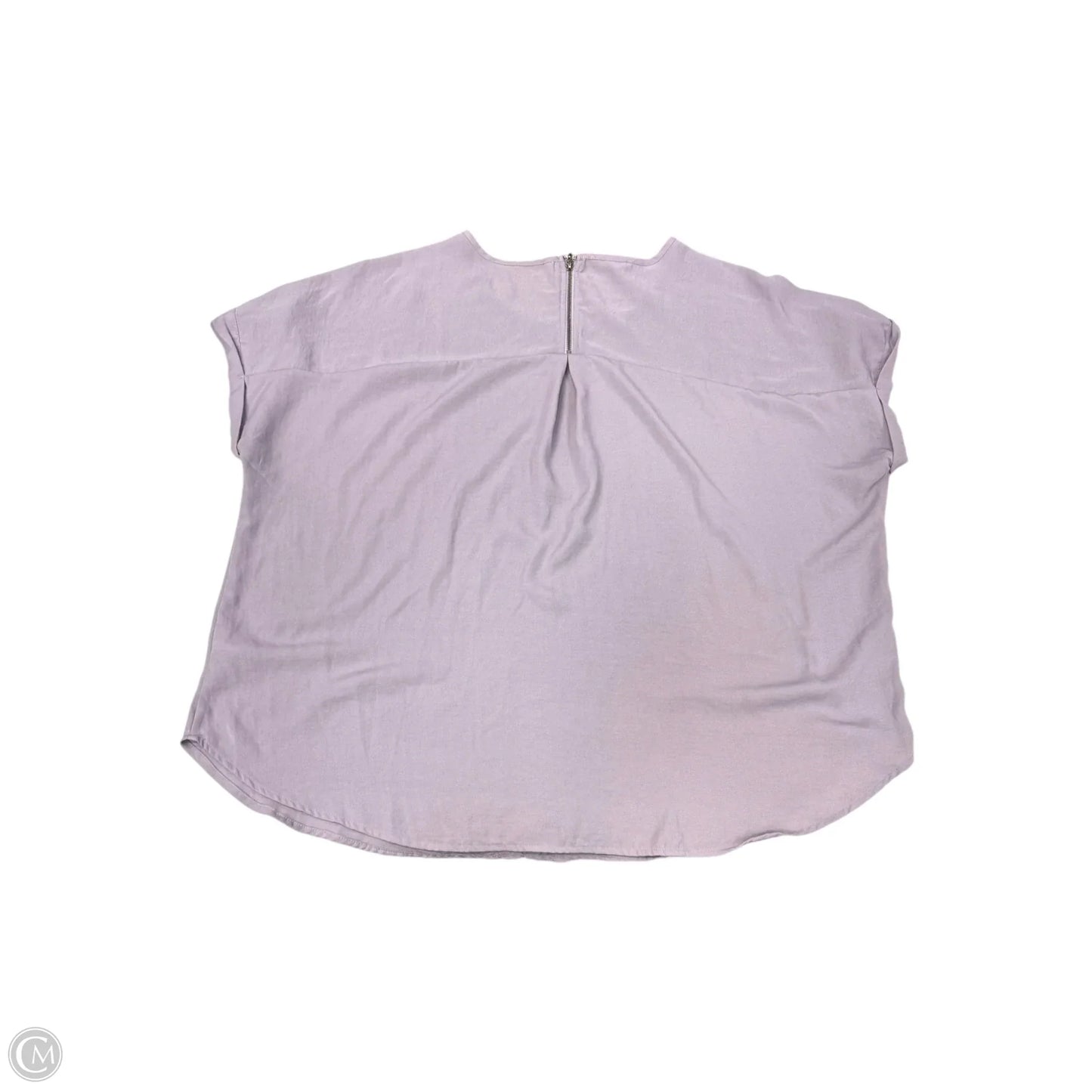 Top Short Sleeve By Maurices In Purple, Size: 1x